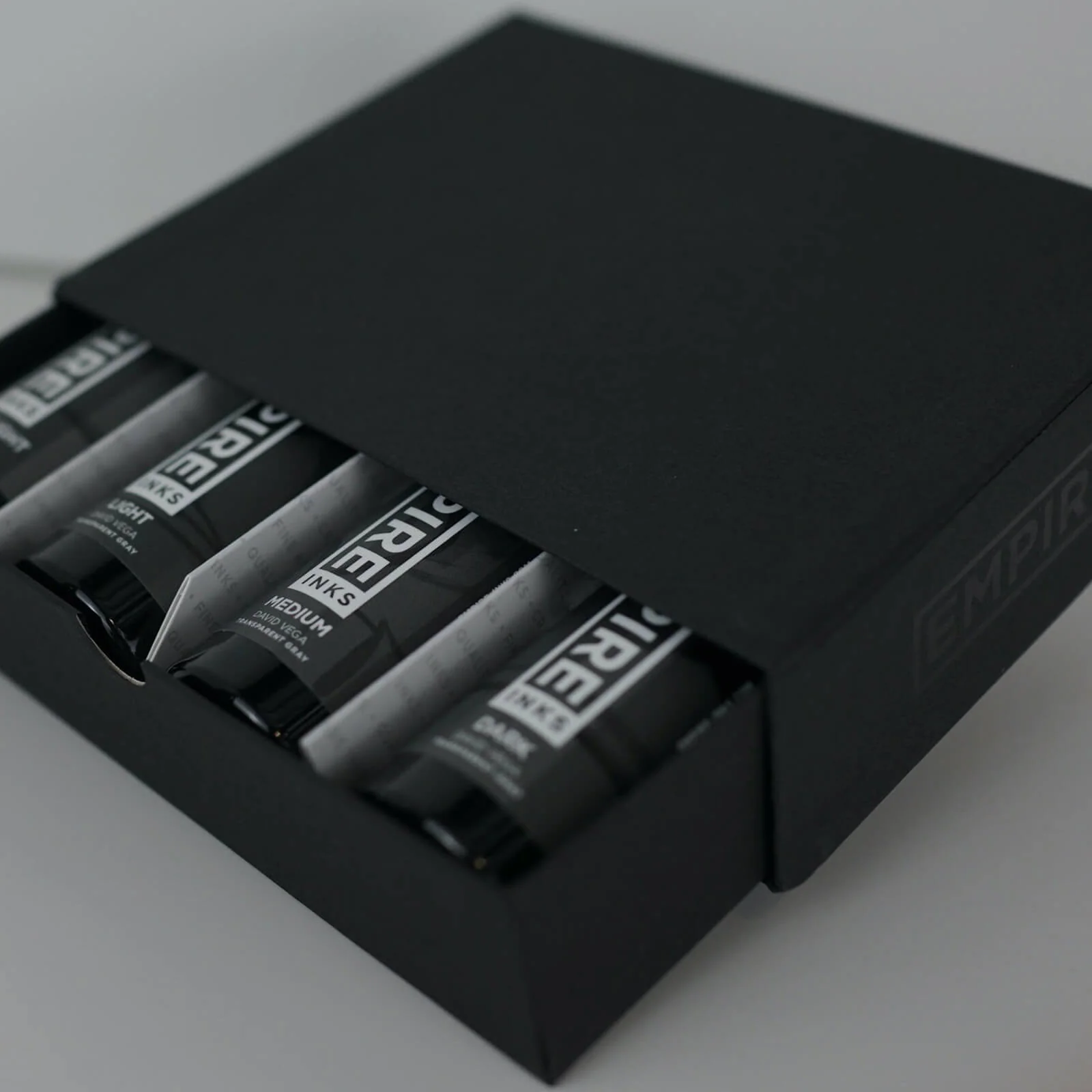 Empire Ink Signature Series David Vega Transparent Gray Set 120ml (4oz) - Image 3